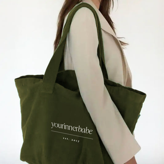 The I AM Tote in Green